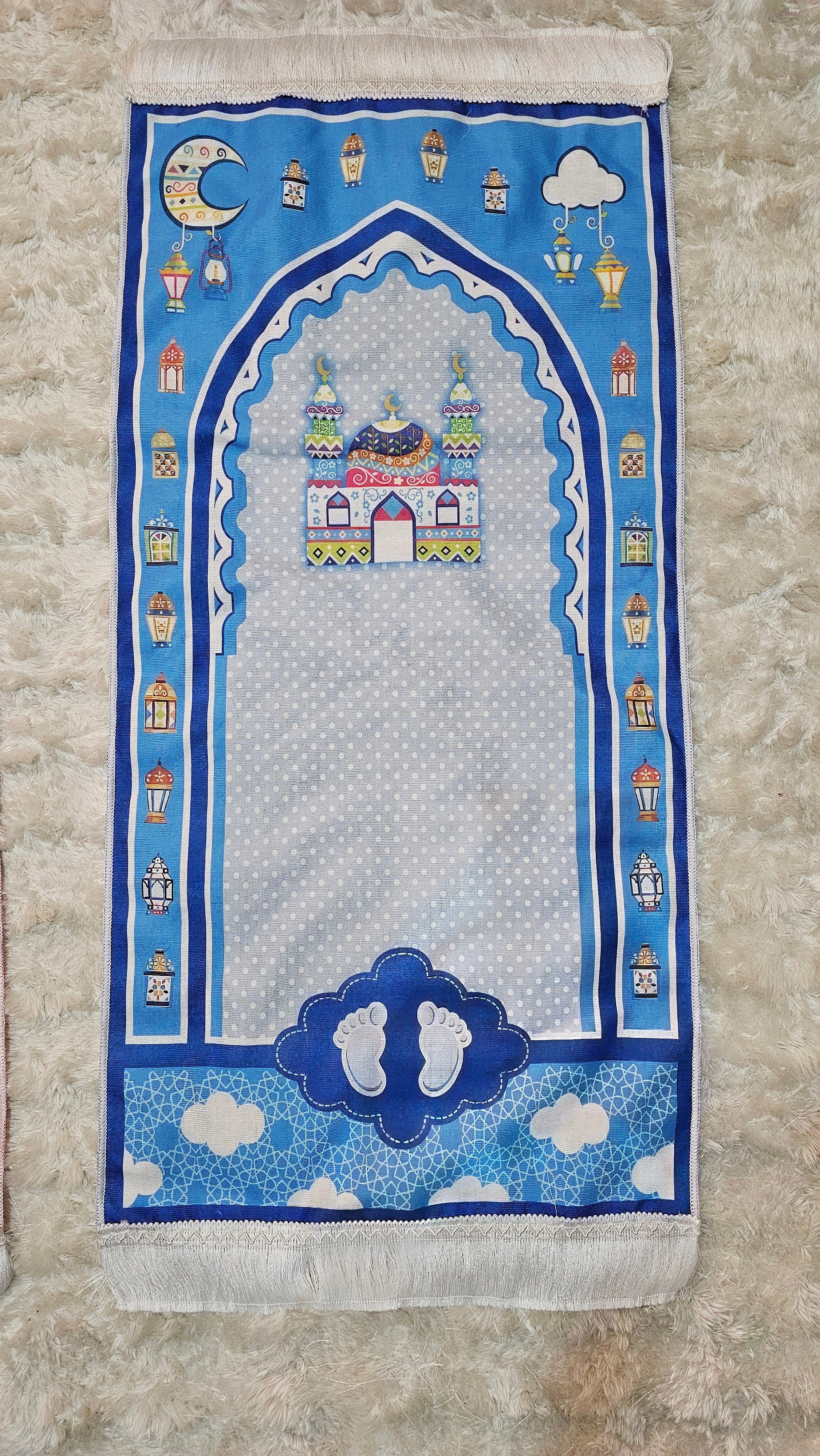 Mavi Bulutlu Seccade Tekli